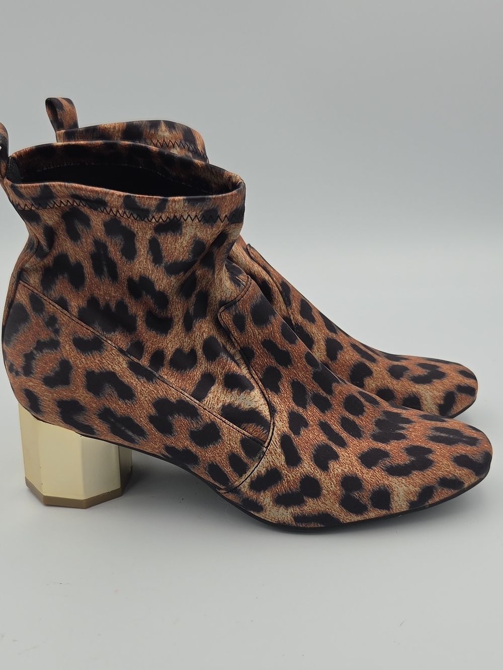 Katy Perry Collections Leopard Print Ankle Boots with Gold Block Heel Size 6 - Picture 4 of 8